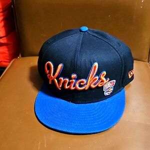 New York Knicks New Era Snapback Mint Condition